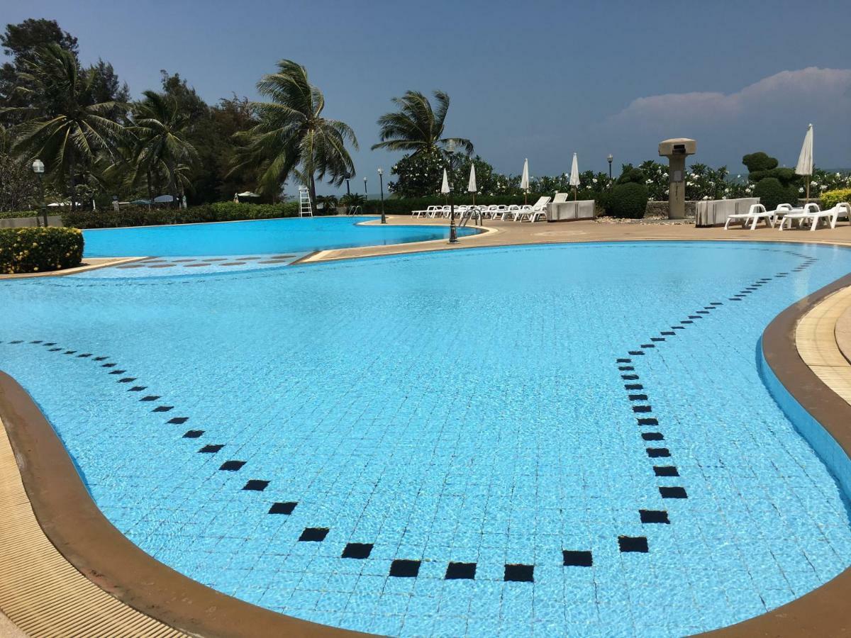 Cha-Am Beach Club Dış mekan fotoğraf